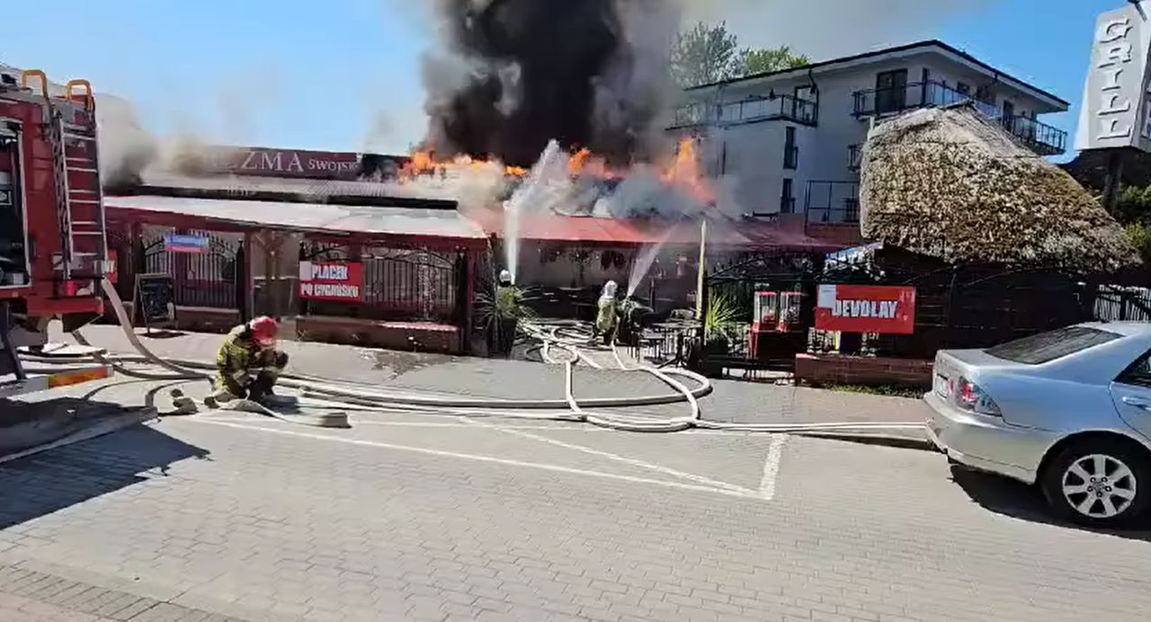 Pożar we Władysławowie. Ewakuowano Biedronkę