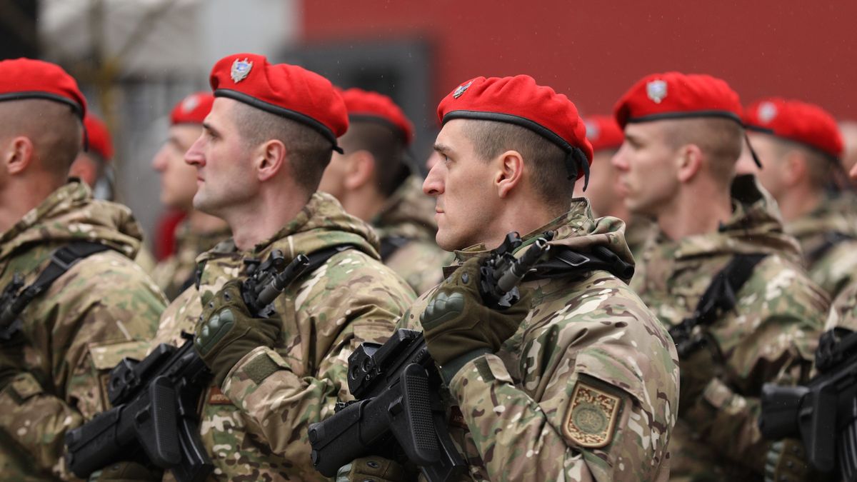 Na Bałkanach może dojść do konfliktu - ostrzega "Die Welt". Na zdjęciu żołnierze Republiki Serbskiej 