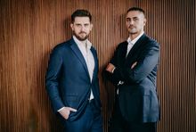 Piotr Żak i Tobias Solorz, synowie Zygmunta Solorza. 