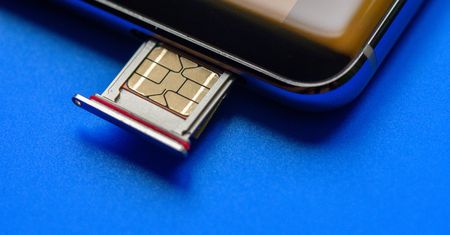 Koniec plastikowych kart SIM? Nadchodzi wirtualna rewolucja