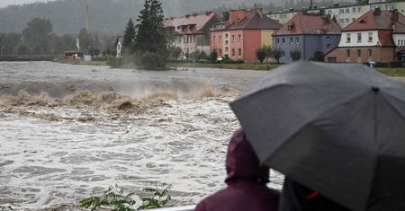 Powódź na południu. Ekspert: Mamy jednocześnie dwa kataklizmy