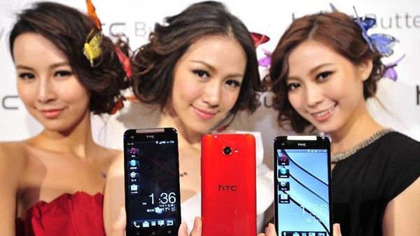 W skrócie: BlackBerry serii L na wideo, Vice City znów dostępne, Nexus 7 z 3G w Play 1