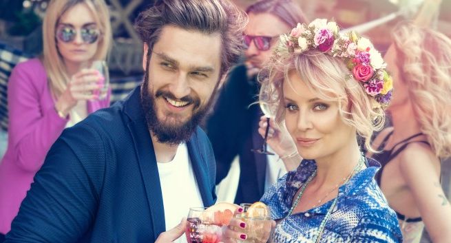 Agnieszka Szulim i Ekskluzywny Menel reklamują Fruits and Wine