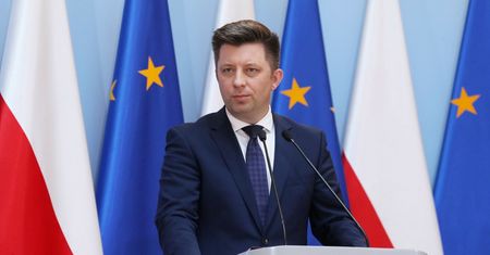 Koronawirus. Dworczyk zapowiada: Polska odsprzeda szczepionki innym krajom