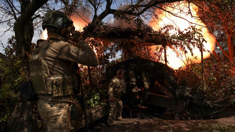 Ukraińska haubica D-20 na froncie