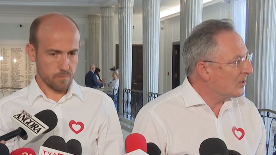 Sprzeczna na konferencji posłów KO