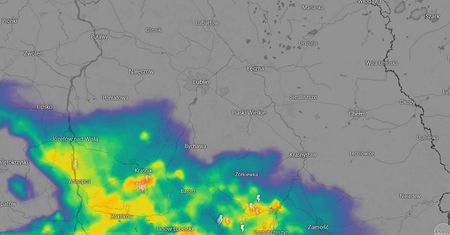 Coś wisi w powietrzu, zrobiło się duszno. Nad Lublin nadciąga burza! Już grzmi i pada w regionie