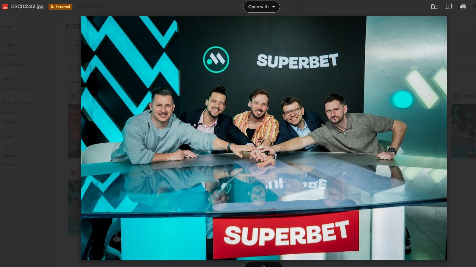 Superbet przedłuża współpracę z Meczykami i Foot Truckiem na 2026 rok
