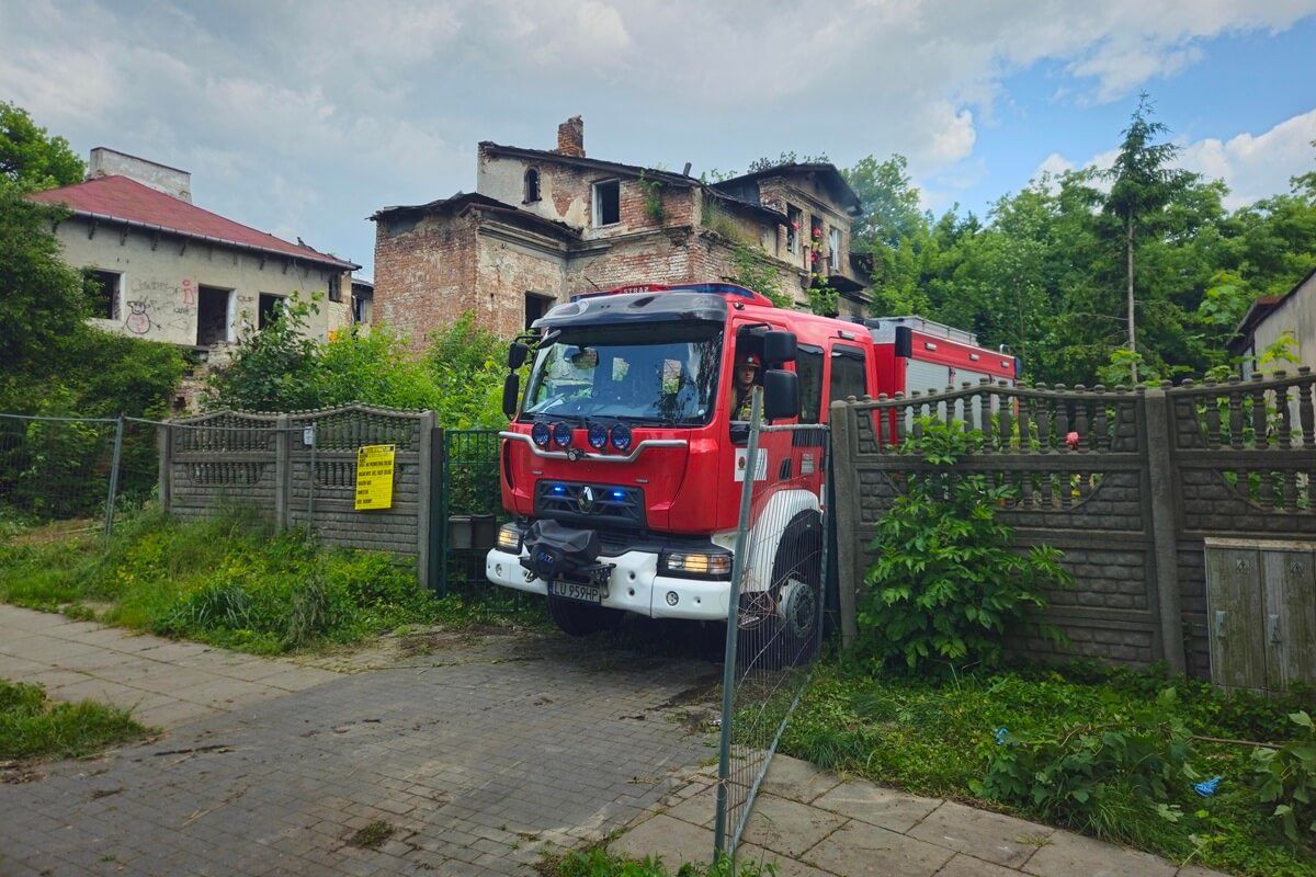 Pożar pustostanu przy ul. Wesołej w Lublinie