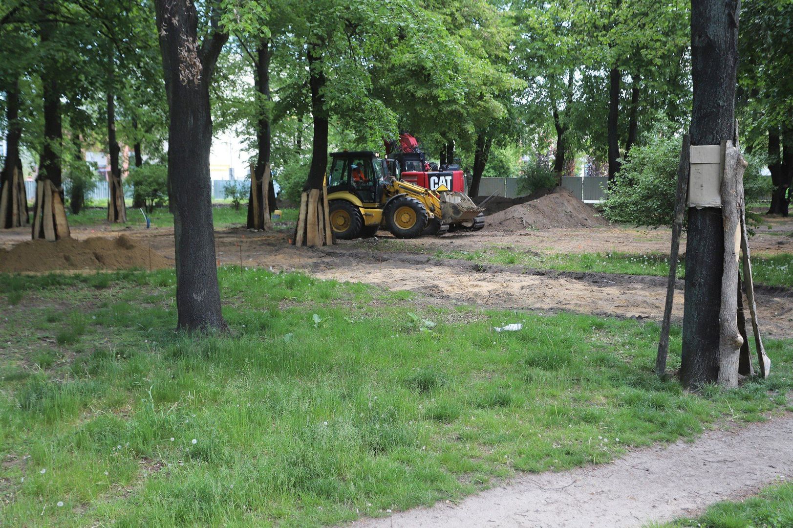 Trwa przebudowa skweru przy Placu Jagiellońskim w Radomiu