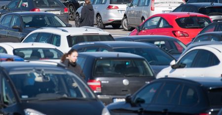 Parkingi przy szpitalach i centrach handlowych pod lupą. Jest 820 tys. zł kary