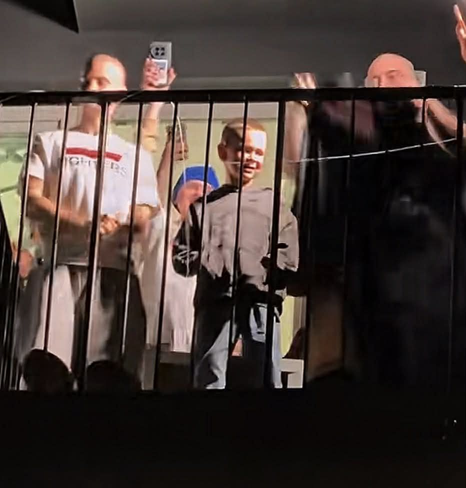 Tak wyglądało zakończenie transmisji  na balkonie Łatwoganga