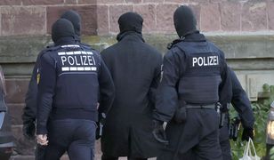 Polityk AfD związany z grupą terrorystyczną. Wielka akcja policji