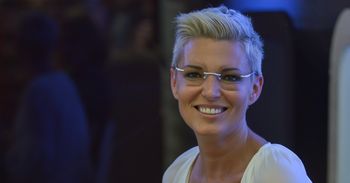 Modelka, miss piękności, skandalistka. Ilona Felicjańska kończy 55 lat. Co u niej słychać? Swoje życie oddała w ręce Boga