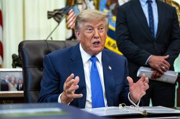 To Izrael ostrzegł USA przed zamachem na samolot Trumpa. Doniesienia mediów