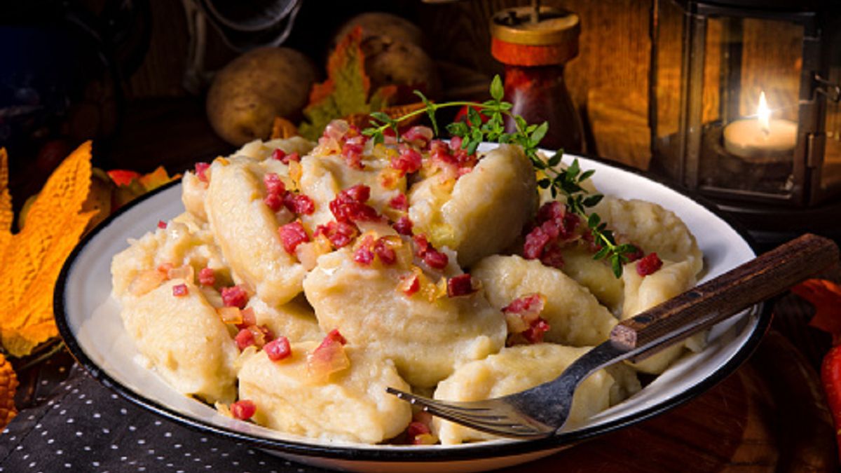 Kluski ziemniaczane.