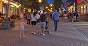 Było po 21:00. Ujęcia z Krupówek. Pierwszy taki wieczór