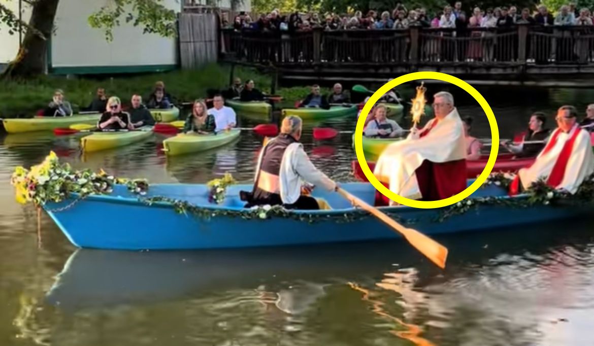 Nietypowa procesja w Zwierzyńcu.