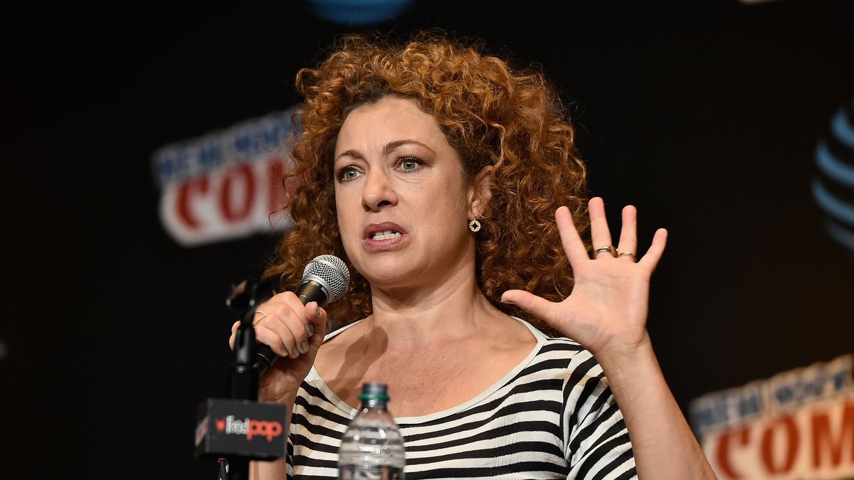 2016 New York Comic Con - Day 1
NEW YORK, NY - OCTOBER 06:  Alex Kingston speaks at the Tales from the TARDIS panel at Jacob Javits Center on October 6, 2016 in New York City.  (Photo by Theo Wargo/Getty Images)
Theo Wargo