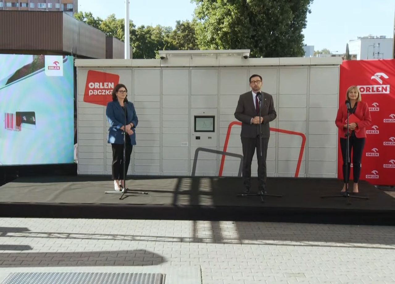 Orlen Paczka konkurencją dla Paczkomatów InPost. Do końca roku stanie 500 urządzeń
