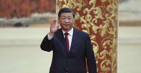 Chiny będą "stanowczo popierały" Rosję. Xi potwierdza przyjaźń z Putinem