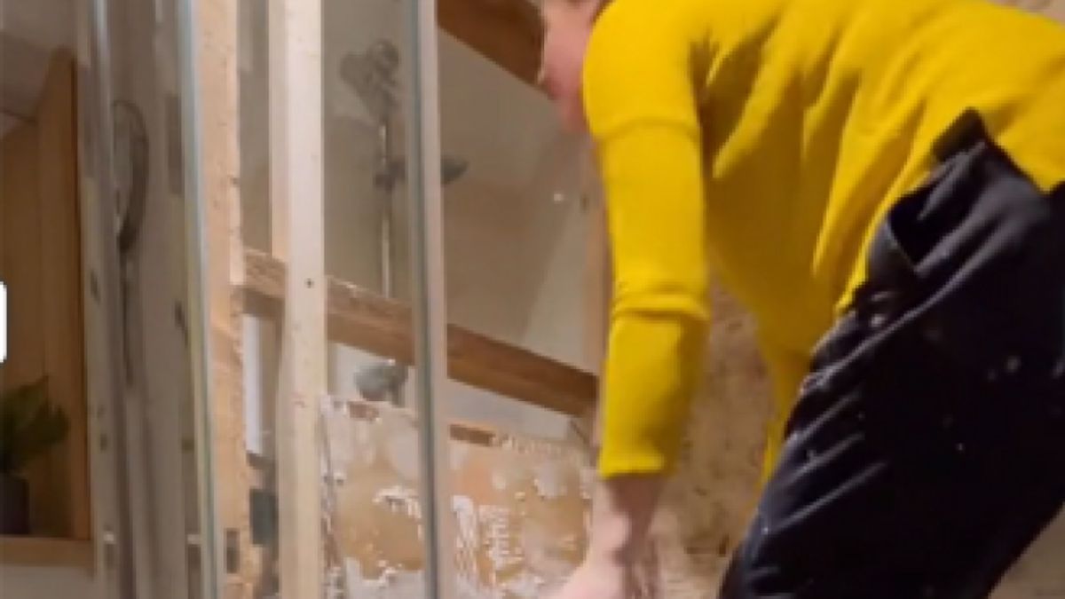 Odkryli ukryte pomieszczenie za ścianą w łazience