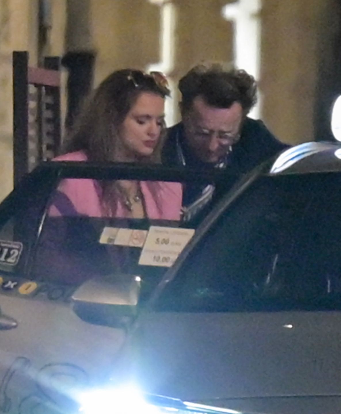 Paweł Wilczak i Maria Niklińska bawią się razem w restauracji