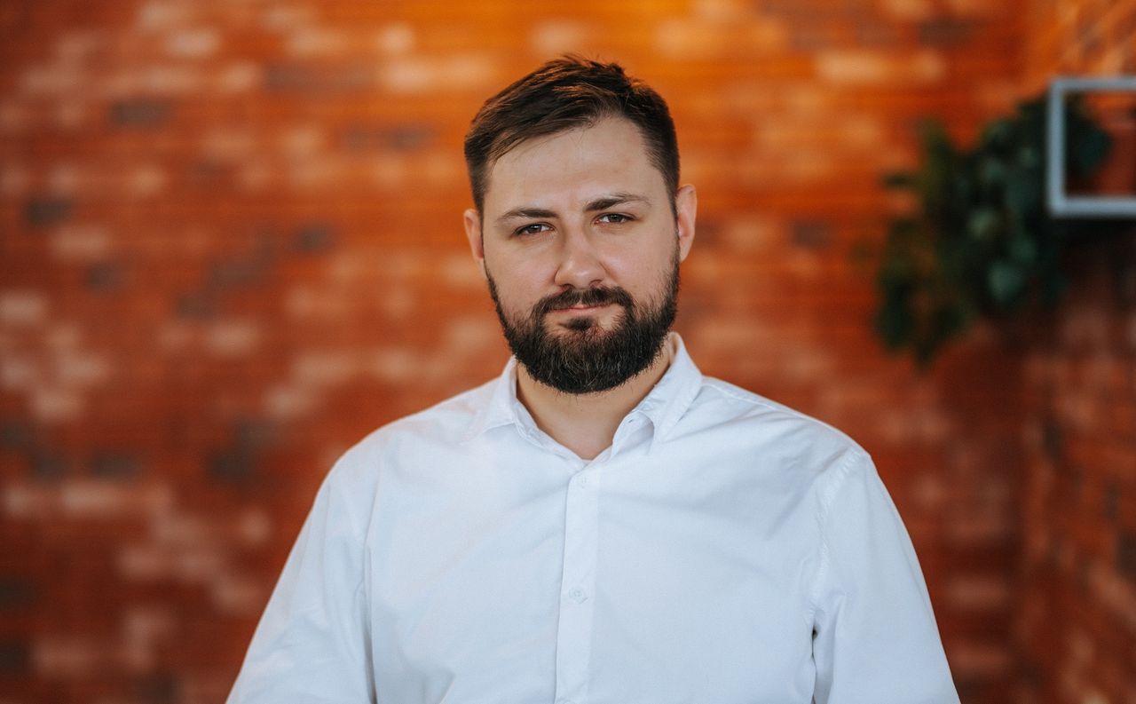 Chińska rewolucja na czterech kołach. Dlaczego Polacy coraz chętniej wybierają auta z Chin?