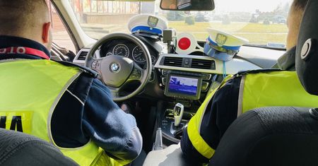 Atak nożownika we Wrocławiu. Ranny policjant