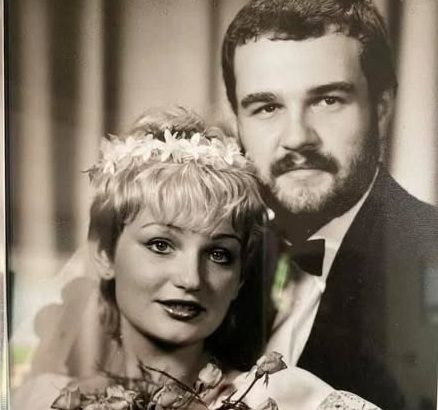 Cezary Żak sprzeciwił się matce. Na ślub musiał zarobić