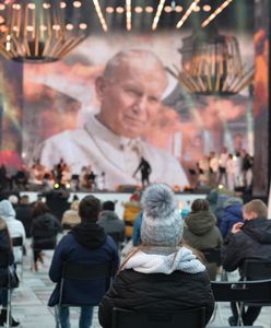 Koronawirus w Polsce. Wadowice. Czerwona strefa nie przeszkodziła. Koncert papieski się odbył