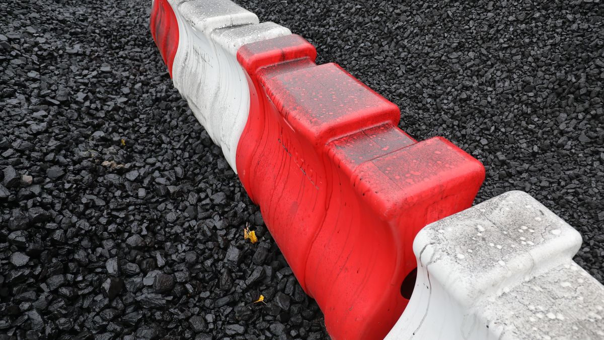 Na zdęciu hałdy węgla