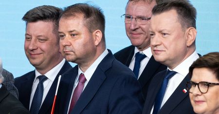 Kurski w ogniu krytyki. Morawiecki: kula u nogi PiS