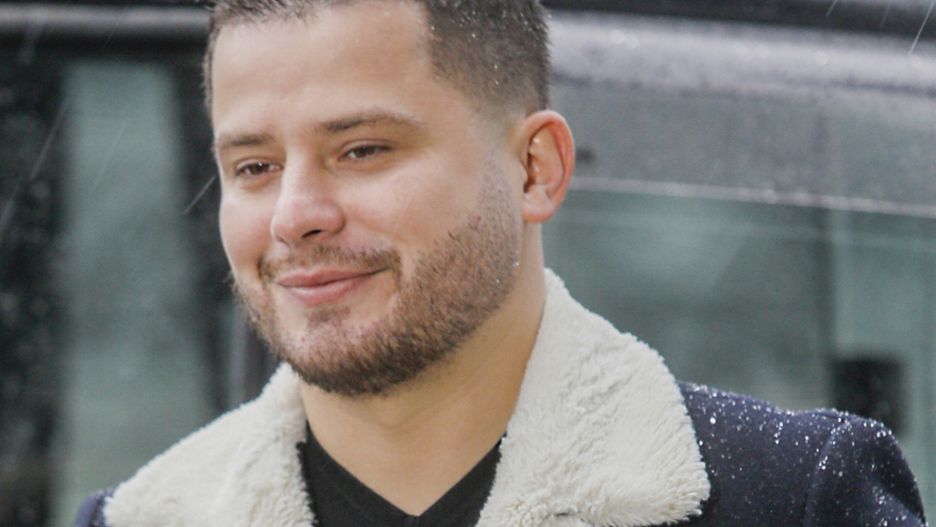 Rafał Collins pokazał efekty po roku od przeszczepu włosów na brodzie