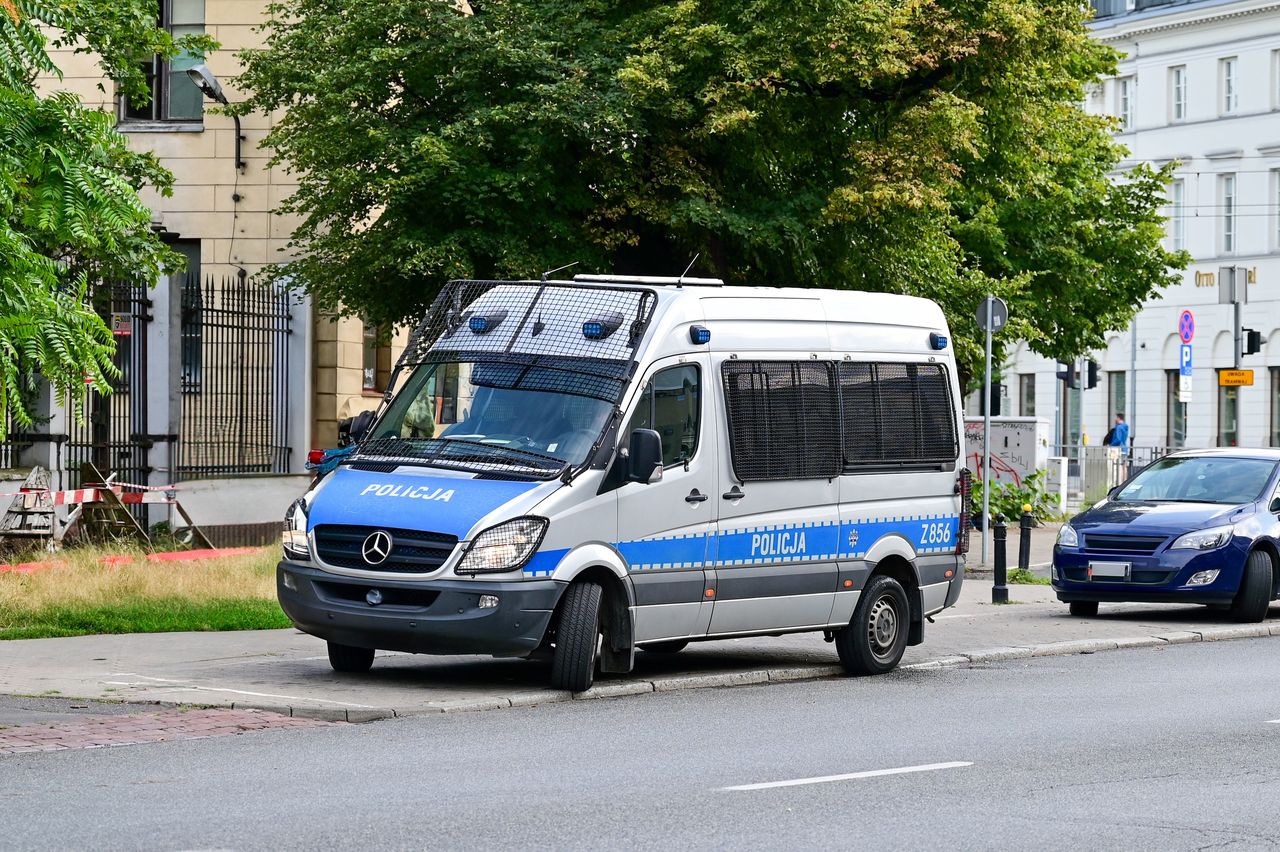 Strzyżów: Nietrzeźwy kierowca autobusu miał wieźć uczniów na szkolną wycieczkę. Policja zatrzymała go przed wyjazdem