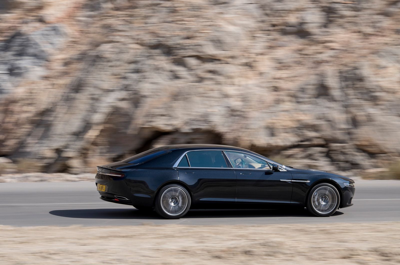 Aston Martin Lagonda: zobacz go na nowych zdjęciach! 16