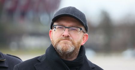 Wtargnięcie Grzegorza Brauna do warszawskiej kliniki. Łukasz Szumowski zapowiada powiadomienie prokuratury