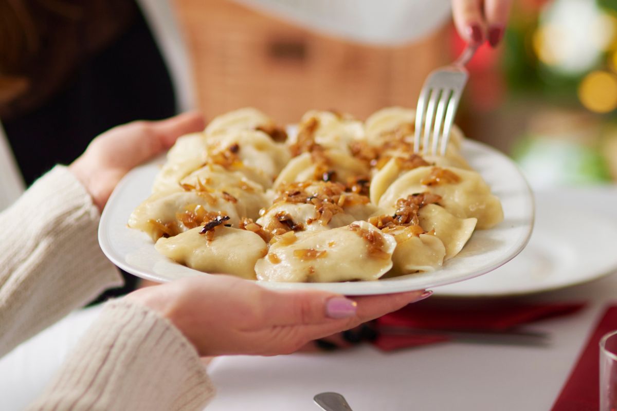 Które pierogi wybrać w dyskoncie? Na to pytanie odpowiedział Michał Wrzosek