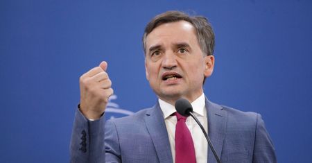 Niemcy zabrali głos ws. azylu Ziobry. "Skandal"