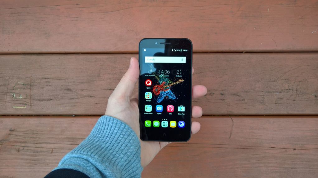 Alcatel OneTouch Go Play - test i recenzja "wytrzymałego" smartfona 1
