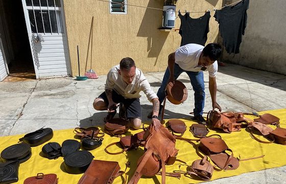 „Polak potrafi”, „Tanie podróżowanie” i cykl z Anną Orską nowościami Zoom TV na listopad