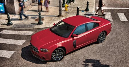 Piekielnie mocny Dodge Charger Redline zadebiutuje w Detroit