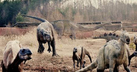 Wrocław. Dinozaury opanują miasto. To nie żart