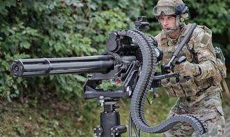 Polska zbrojeniówka idzie jak burza. Na rynku rządzą dwaj giganci