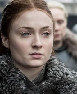 To ona?! Sophie Turner z "Gry o tron" nie do poznania