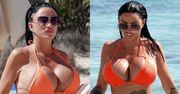 Bankrutująca Katie Price w SKĄPYM bikini prezentuje efekty kolejnych zabiegów podczas wakacji na Cyprze