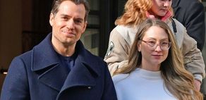 RZADKI WIDOK: Henry Cavill przyłapany przed hotelem ze swoją ukochaną. Ładna z nich para? (ZDJĘCIA)