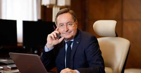 Czechy. Minister zdrowia podał się do dymisji. Tłumaczy to "linczem medialnym"