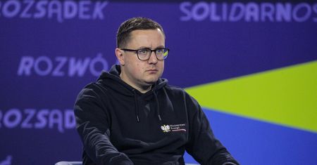 "Zarabiamy bardzo dobrze". Pensja ministrów do waloryzacji?