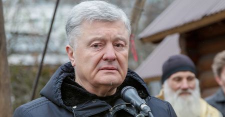 Poroszenko zdecydował ws. Orderu Orła Białego. "Kreml przyklaskuje"
